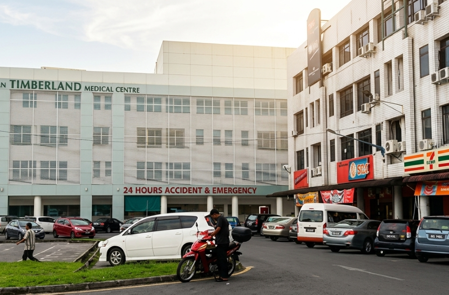 Hungry in Kuching? Best Eats Near The Hotel